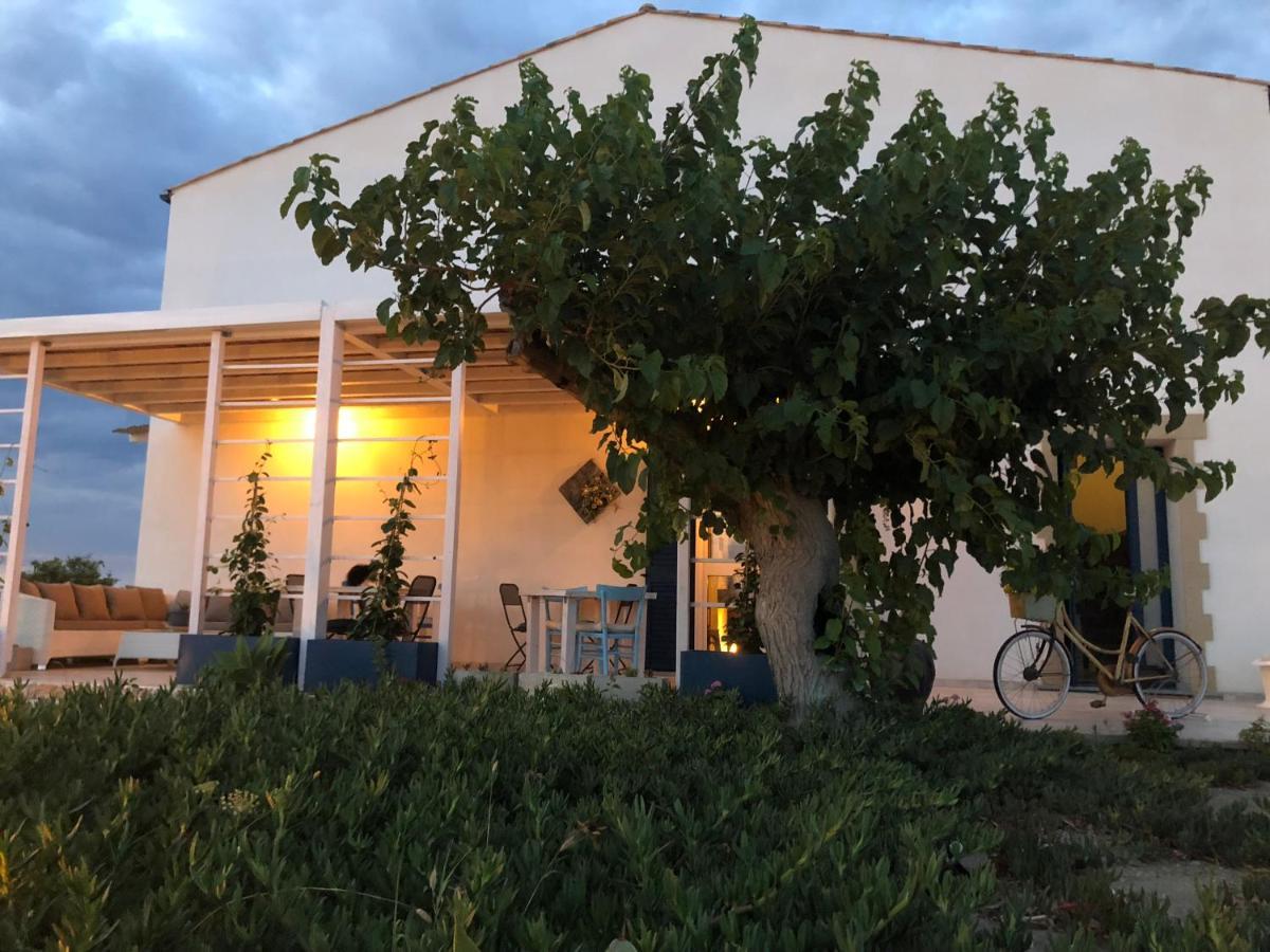 B&B Casa Del Faro Sanvallero Adults Only Portopalo Di Capo Passero Exteriör bild