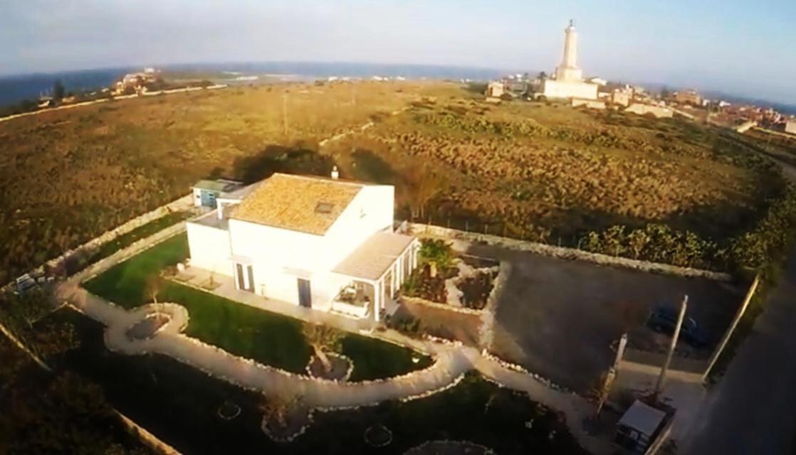 B&B Casa Del Faro Sanvallero Adults Only Portopalo Di Capo Passero Exteriör bild