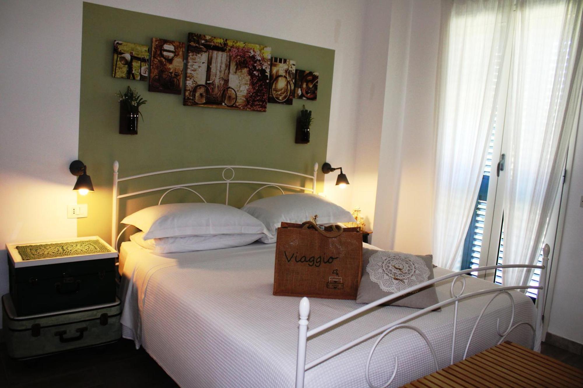 B&B Casa Del Faro Sanvallero Adults Only Portopalo Di Capo Passero Exteriör bild