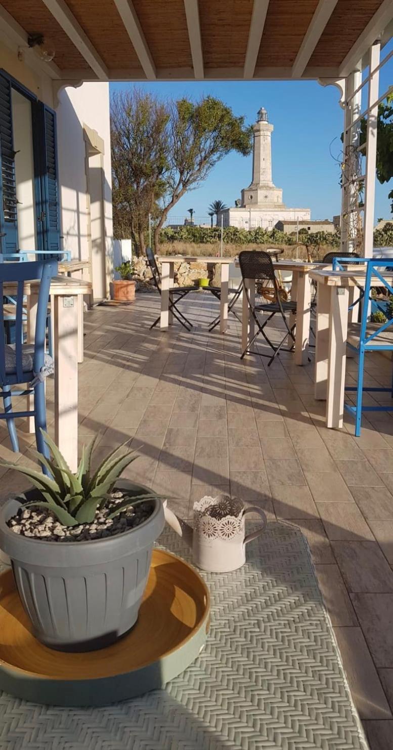B&B Casa Del Faro Sanvallero Adults Only Portopalo Di Capo Passero Exteriör bild