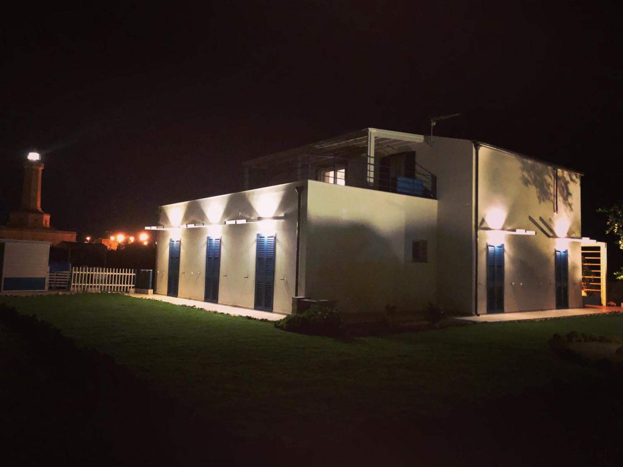 B&B Casa Del Faro Sanvallero Adults Only Portopalo Di Capo Passero Exteriör bild